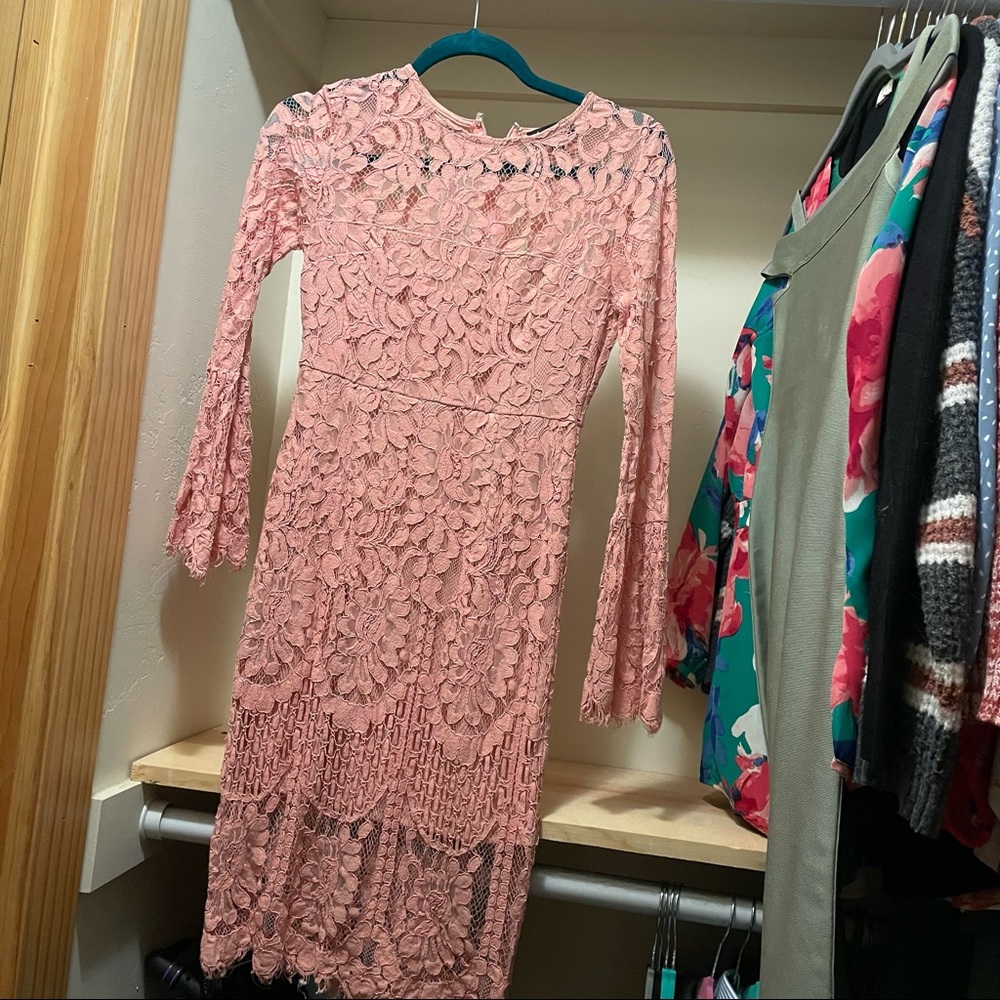 Light pink lulus dress